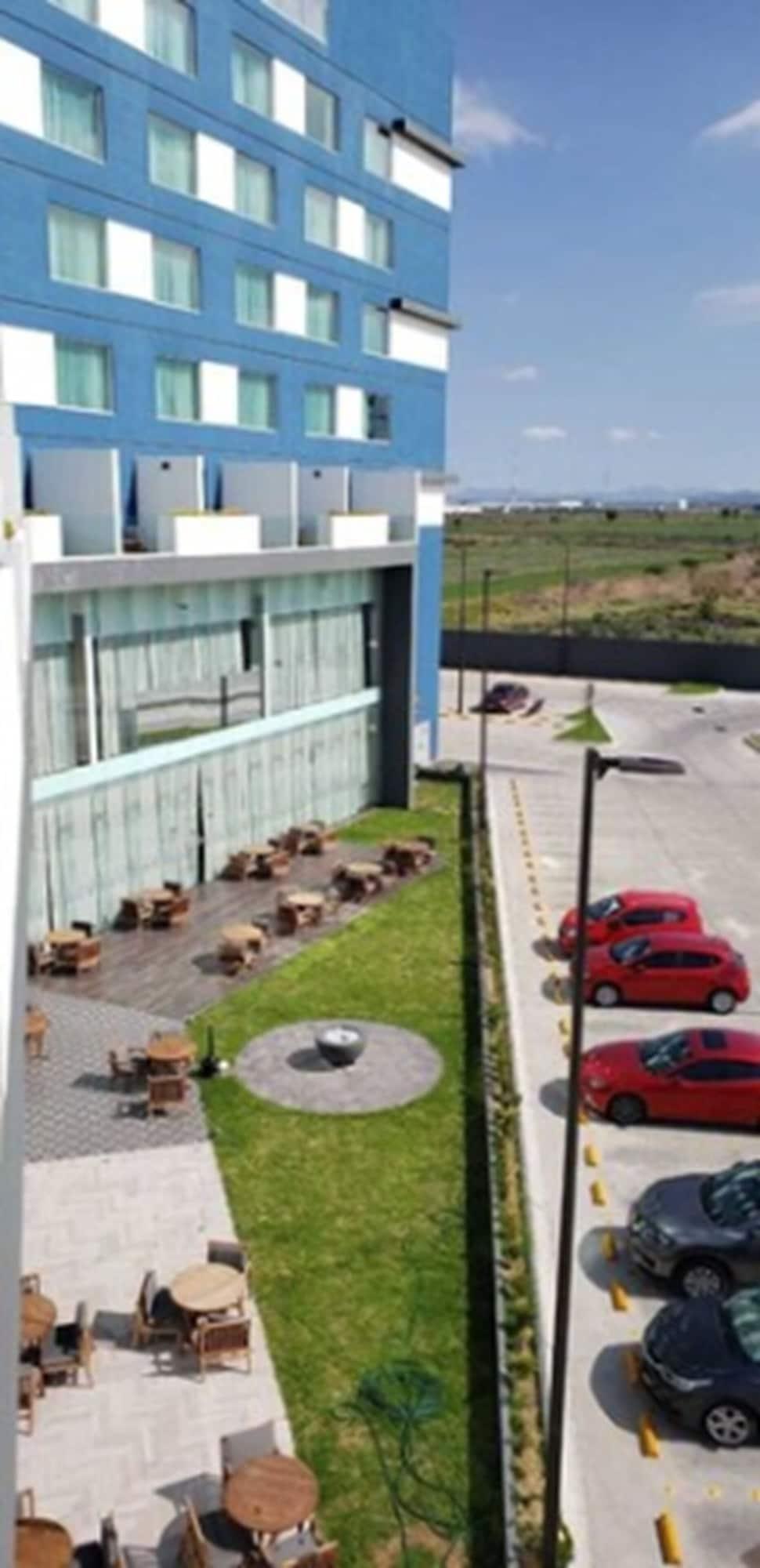 Hilton Garden Inn Salamanca Exteriör bild