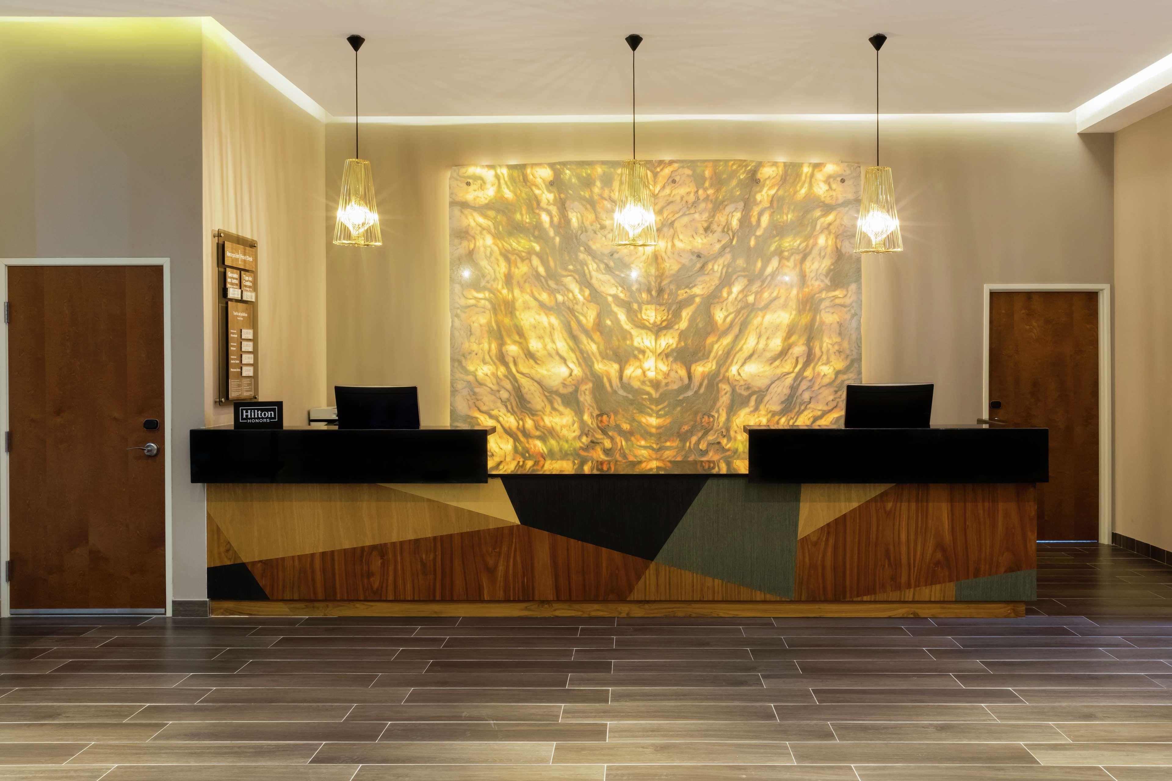 Hilton Garden Inn Salamanca Exteriör bild