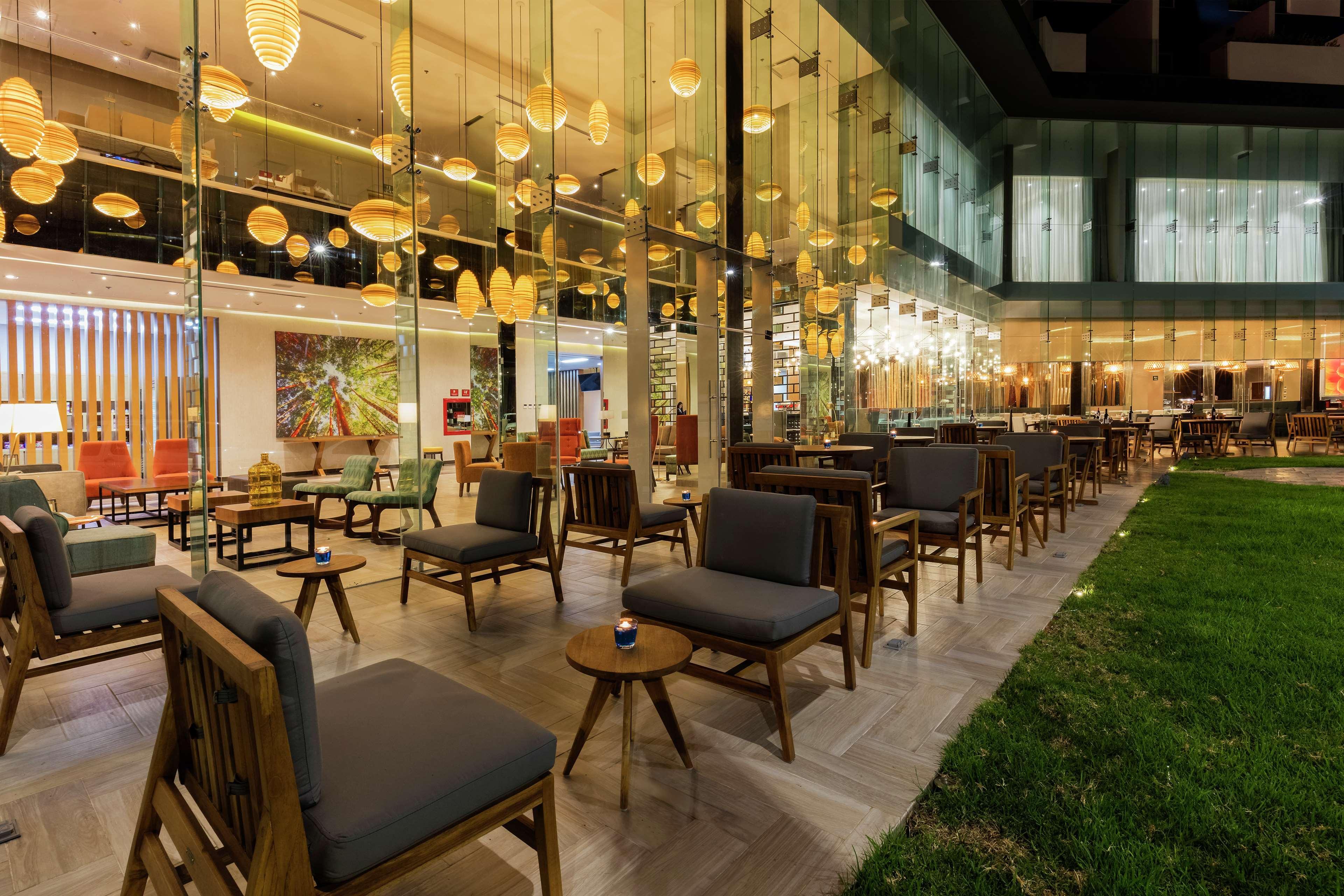 Hilton Garden Inn Salamanca Exteriör bild