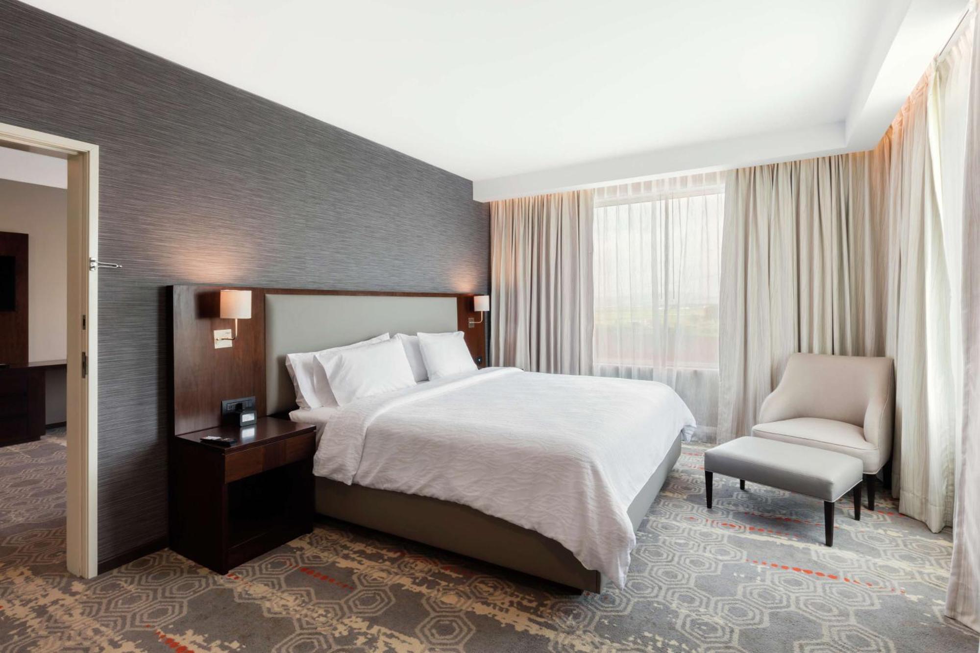 Hilton Garden Inn Salamanca Exteriör bild