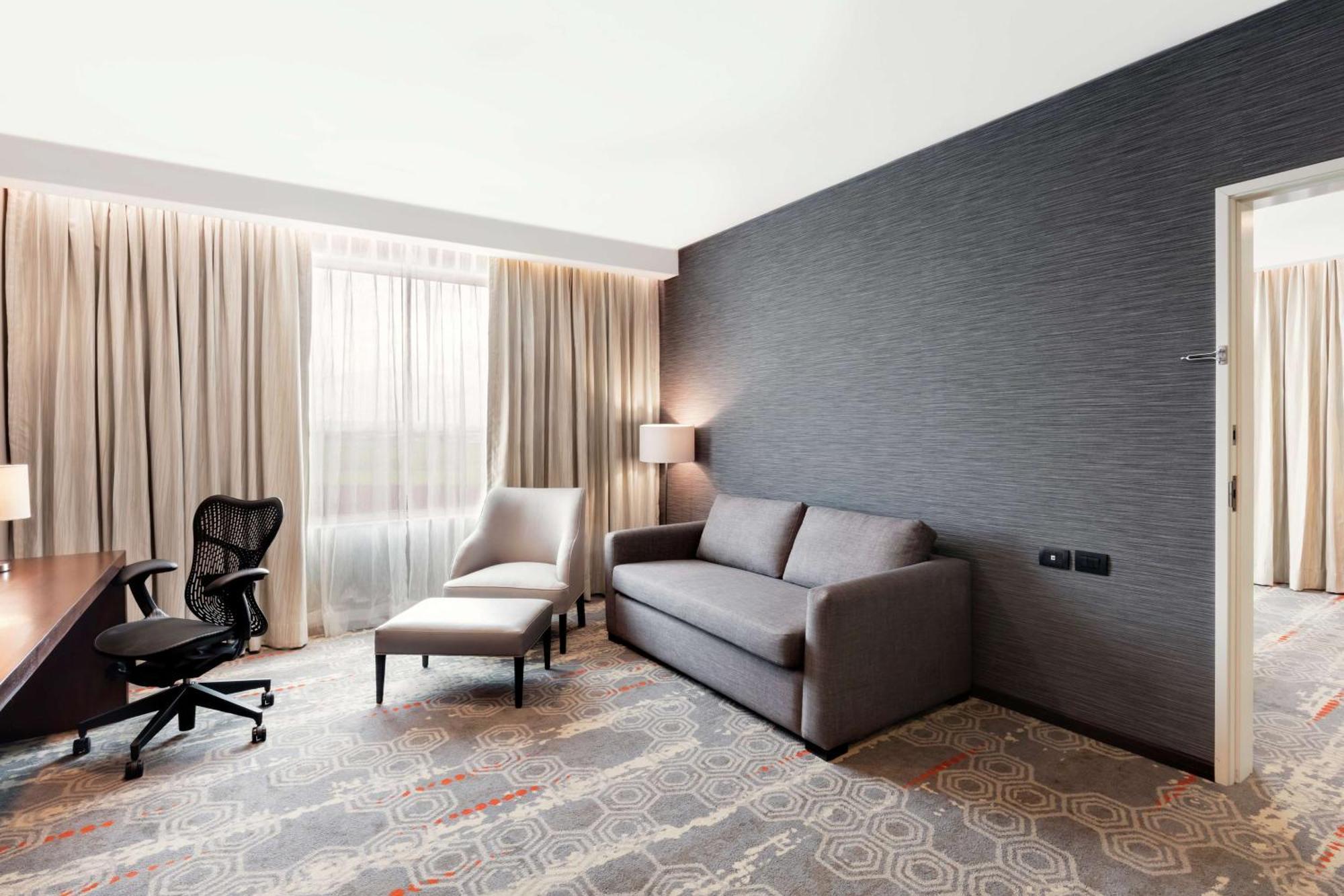 Hilton Garden Inn Salamanca Exteriör bild